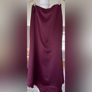 Alfred Sung/ Dress women. Sung solid Moron/ Burgundy , satin, high & low skirt.